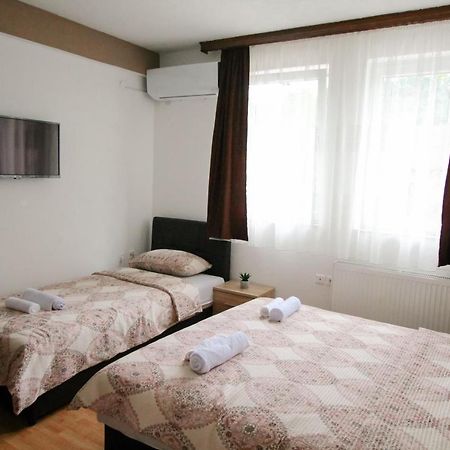 Apartments Station 科尼茨 外观 照片