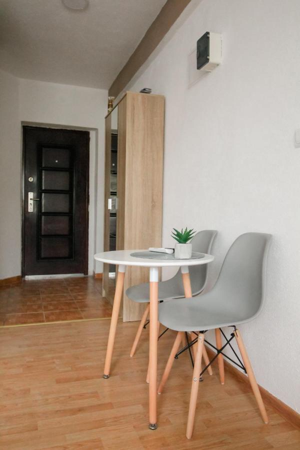 Apartments Station 科尼茨 外观 照片