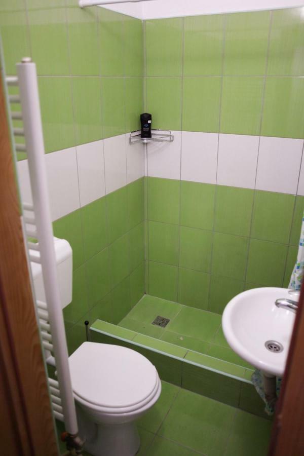 Apartments Station 科尼茨 外观 照片