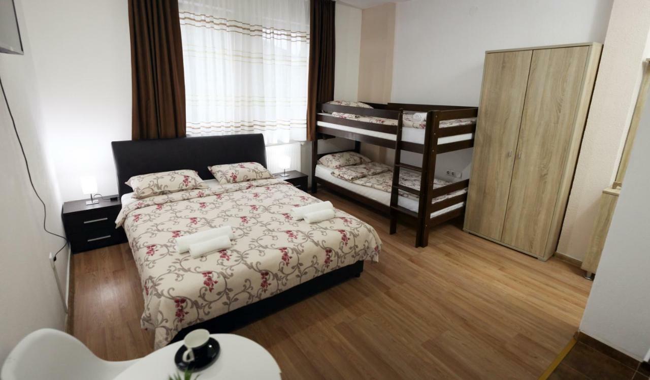 Apartments Station 科尼茨 外观 照片