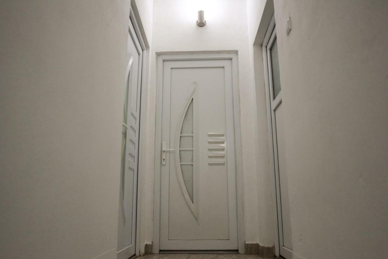 Apartments Station 科尼茨 外观 照片