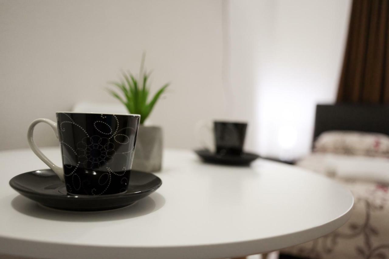 Apartments Station 科尼茨 外观 照片