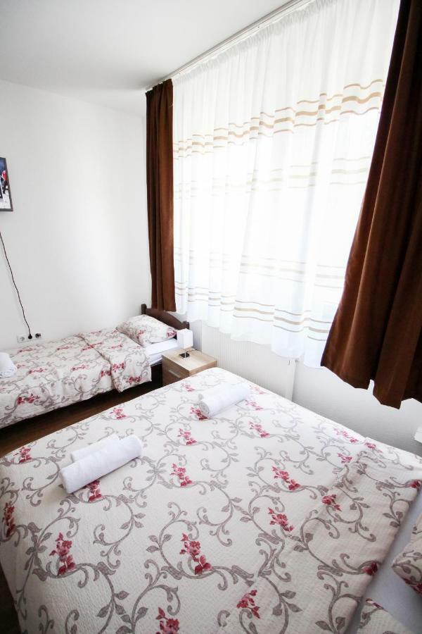 Apartments Station 科尼茨 外观 照片