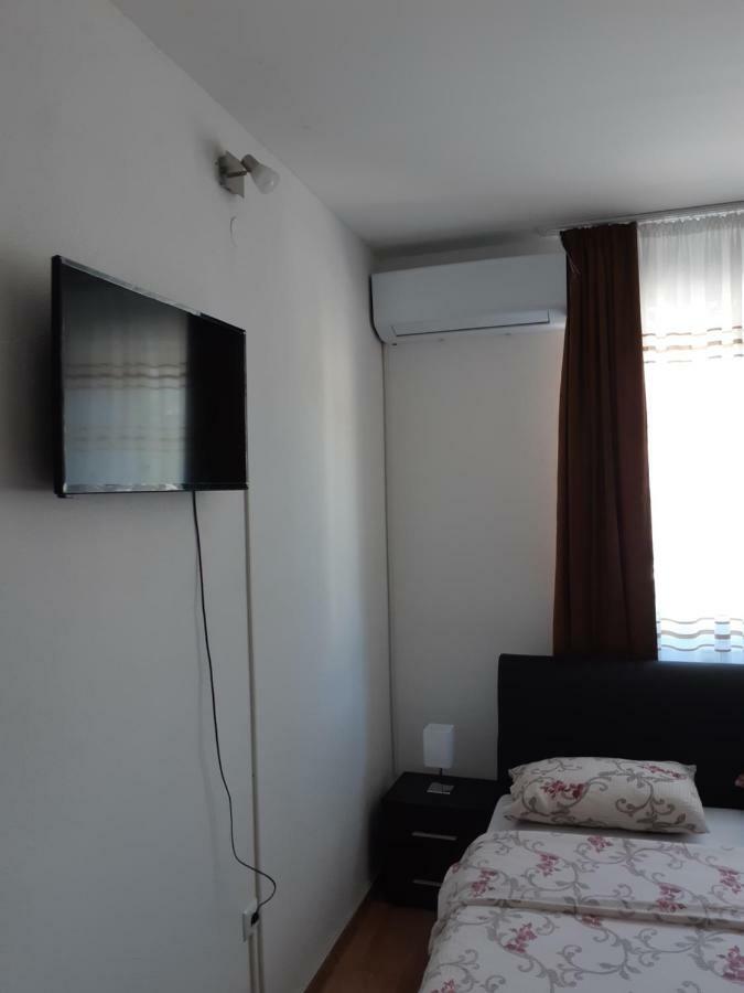 Apartments Station 科尼茨 外观 照片
